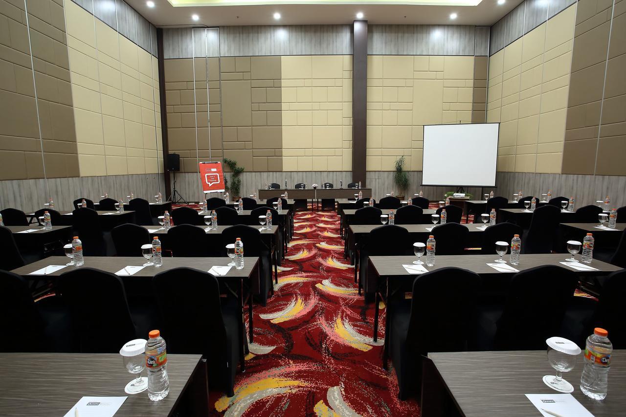 Bigland Hotel & Convention Sentul Bogor Exterior foto